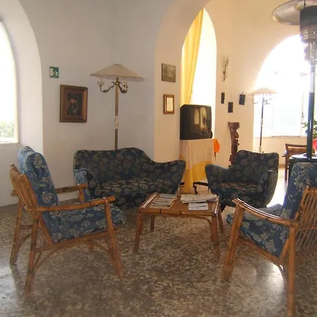Ischia Casa Della Vela 3*