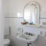 Hotel Ischia Casa Della Vela 3*