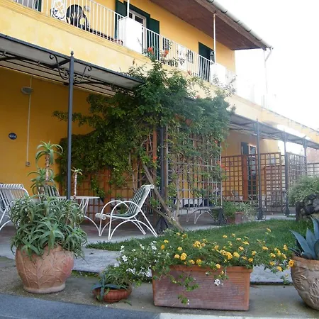 Ischia Casa Della Vela 3*